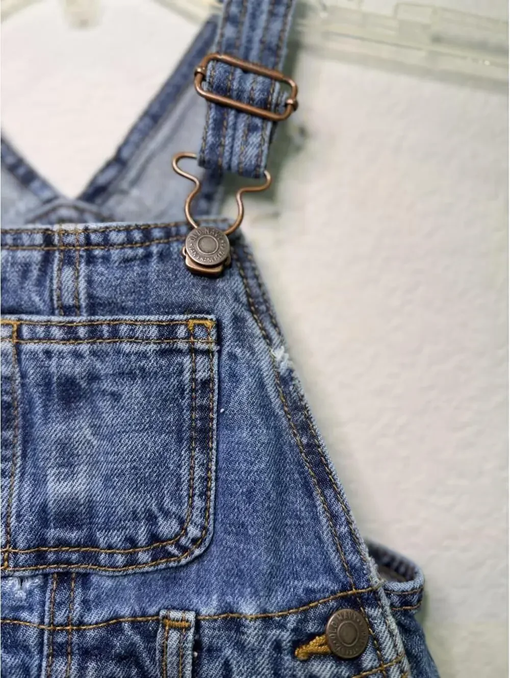 Old Navy Blue denim overalls for toddlers - 2T